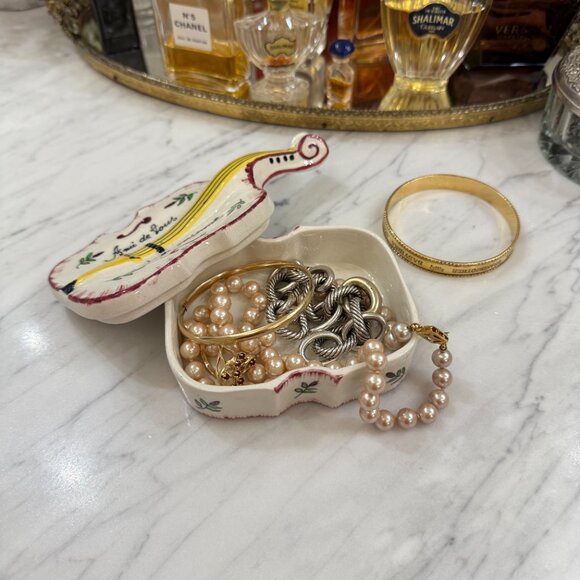 Vintage Violin Trinket Box Made in England "Freind of all/Freind of no one" - Picture 17 of 17